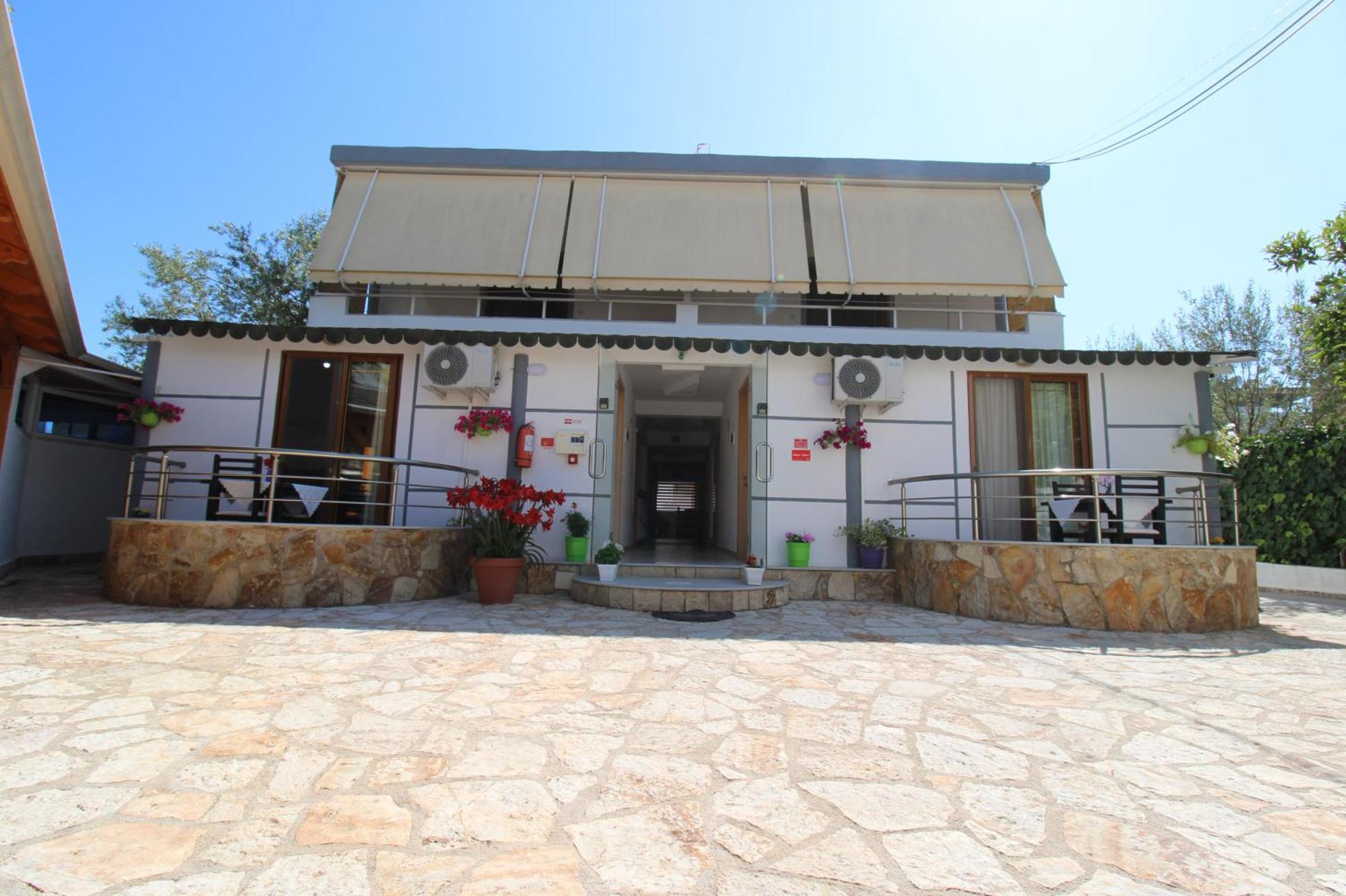 Vila Reni&Risi Ksamil Esterno foto