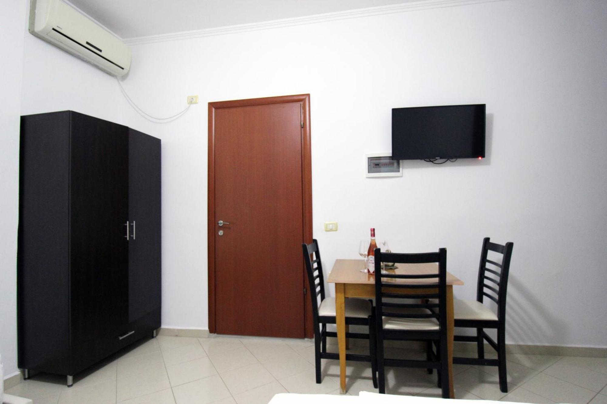 Vila Reni&Risi Ksamil Esterno foto